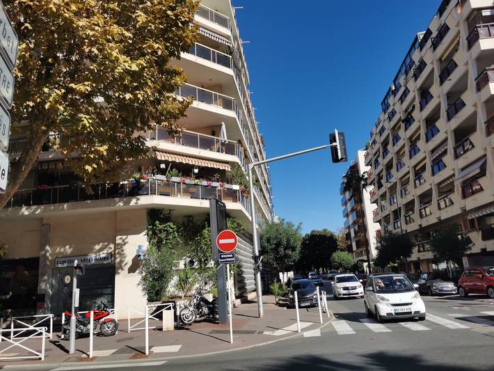 Gîte pour 4 personnes, avec balcon dans Plage de Juan-les-Pins - 2