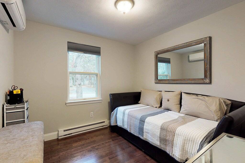 Schönes Zuhause mit Unterhaltung - in der Nähe von Golfplätzen und Pleasant Bay in Harwich, Cape Cod