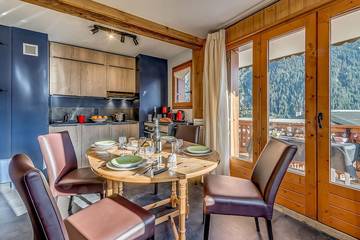 Gîte pour 6 personnes, avec balcon dans Office De Tourisme De Champagny En Vanoise