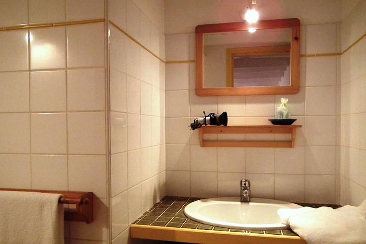 Gîte pour 4 personnes, avec jardin et sauna ainsi que jacuzzi et piscine à Gavaudun - 3