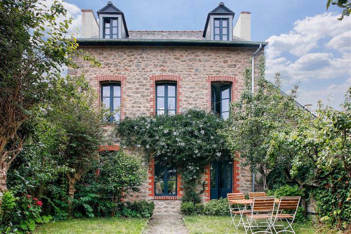 Ferienhaus für 8 Personen, mit Garten