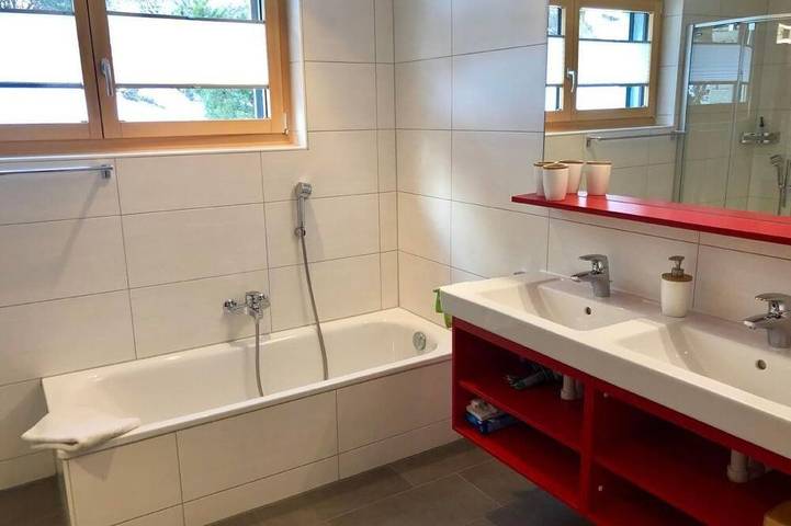 Hütte für 6 Personen, mit Balkon und Whirlpool in Zermatt - 3