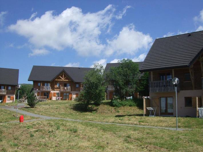 Location de vacances pour 4 personnes, avec sauna ainsi que piscine et terrasse dans Lac Pavin - 3