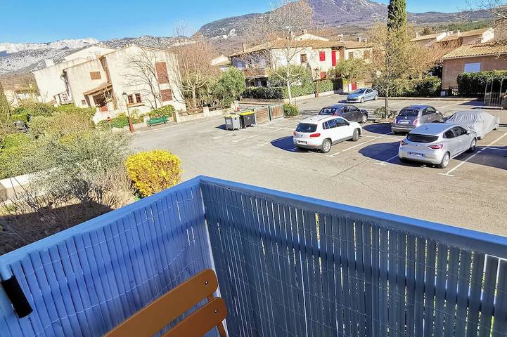 Ganze Wohnung, Beautiful apartment 5min from the lake in Les Salles-sur-Verdon, Brignoles Region