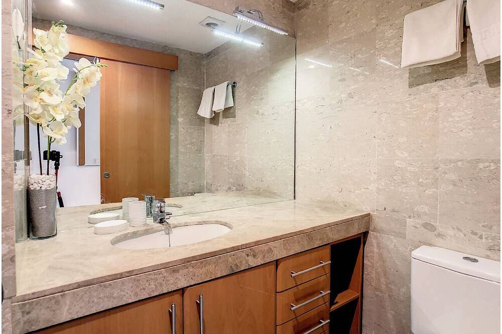Entire apartment, Yacht Club Living, Marina Botafoch in Talamanca, Ibiza (Municipality)