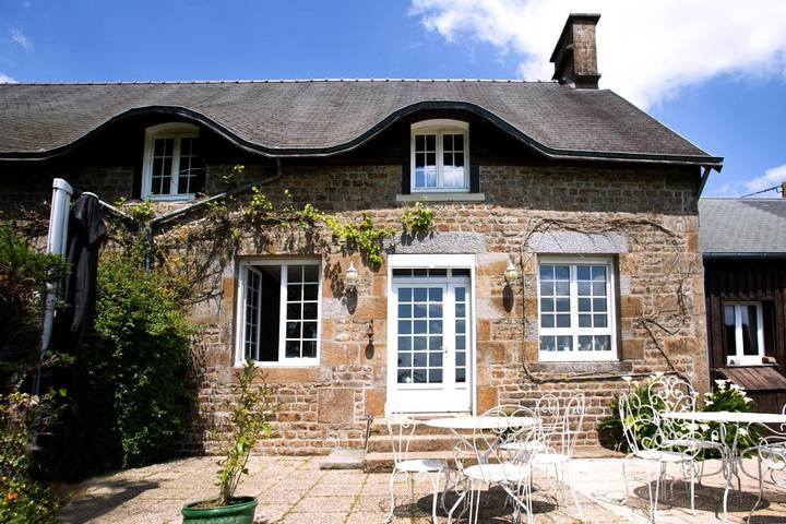 Gîte pour 2 personnes, avec jardin, animaux acceptés à Saint-Michel-de-Montjoie