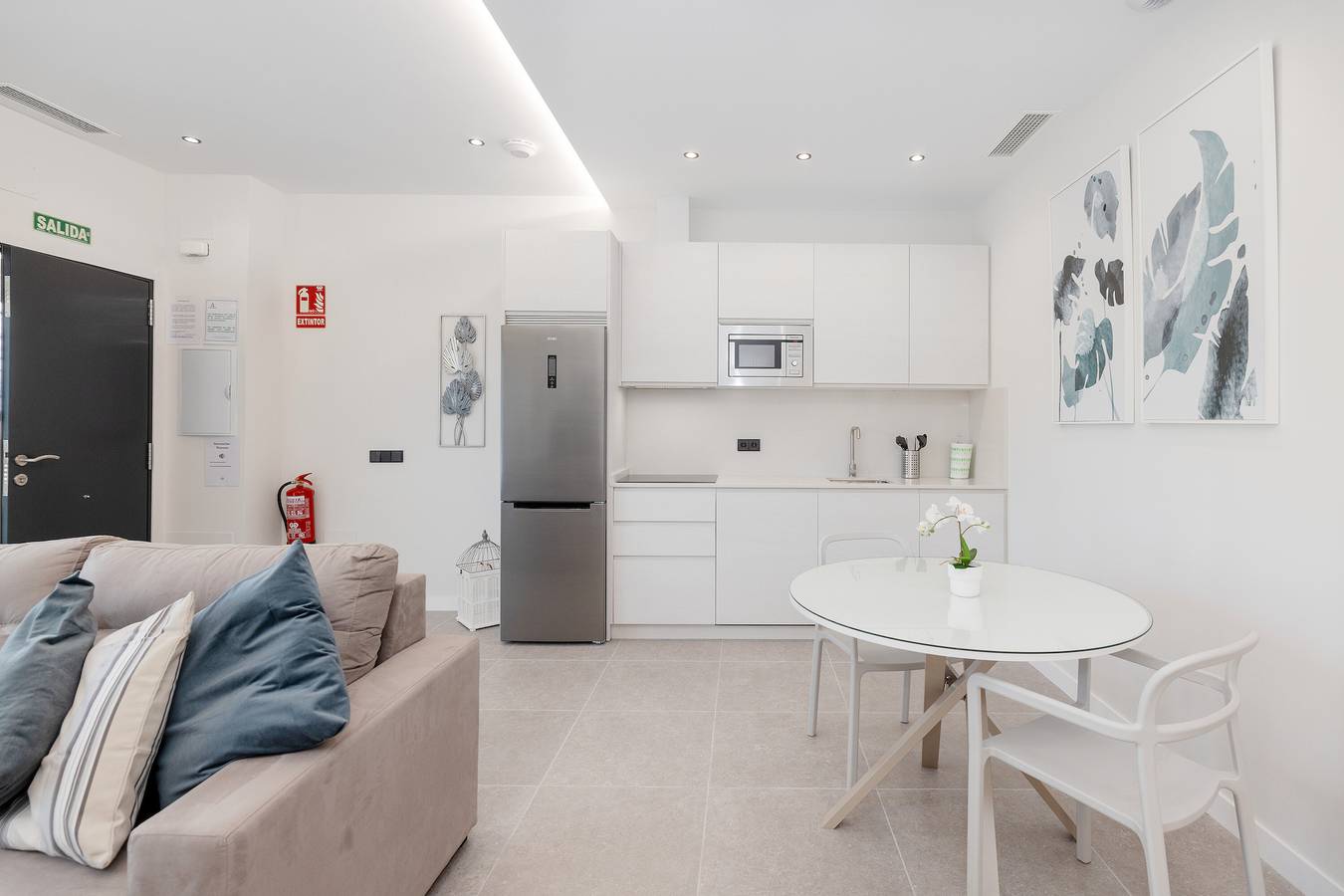 Ganze Wohnung, Apartment '1 Dorm Lince' mit Gemeinschaftspool, Wlan und Klimaanlage in Torre del Mar, Costa del Sol