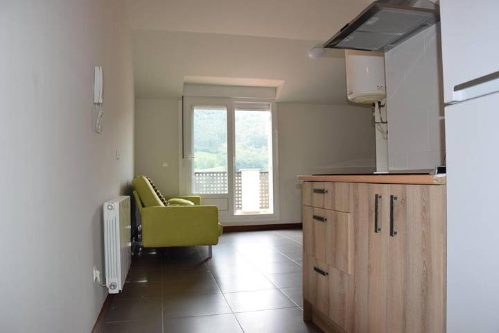 Casa rural con piscina para 2 personas, con vistas además de balcón y piscina en Cantabria - 3