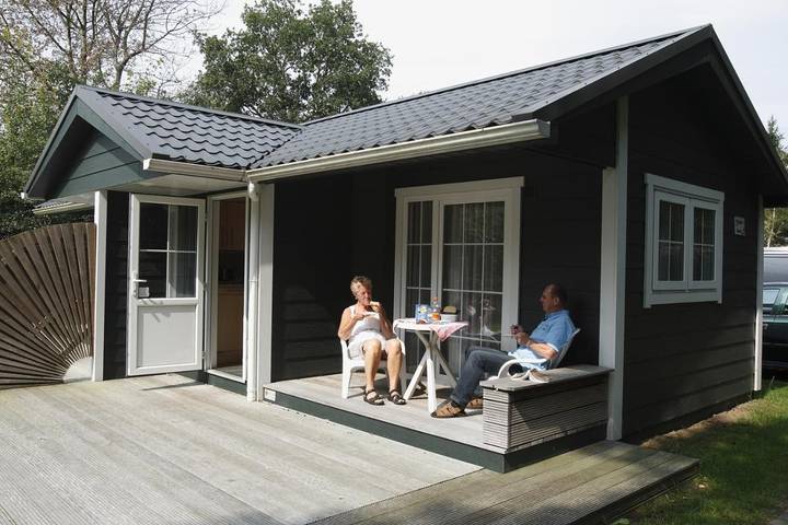 Parc de vacances pour 8 personnes, avec terrasse ainsi que piscine et jardin à Assen - 2