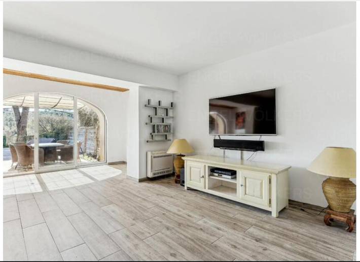 Villa pour 7 personnes, avec Balcon et Jacuzzi ainsi que Terrasse et Jardin à Gassin - 4
