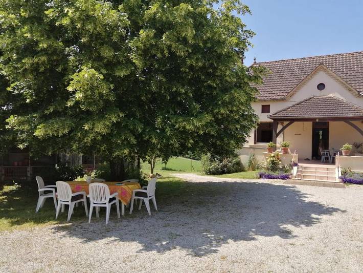 Location de vacances pour 6 personnes, avec vue et jardin à Rouffilhac - 2