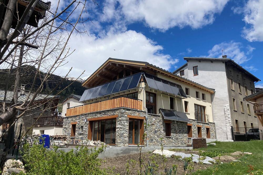 Gîte pour 12 Personnes dans Aussois, Parc National de la Vanoise