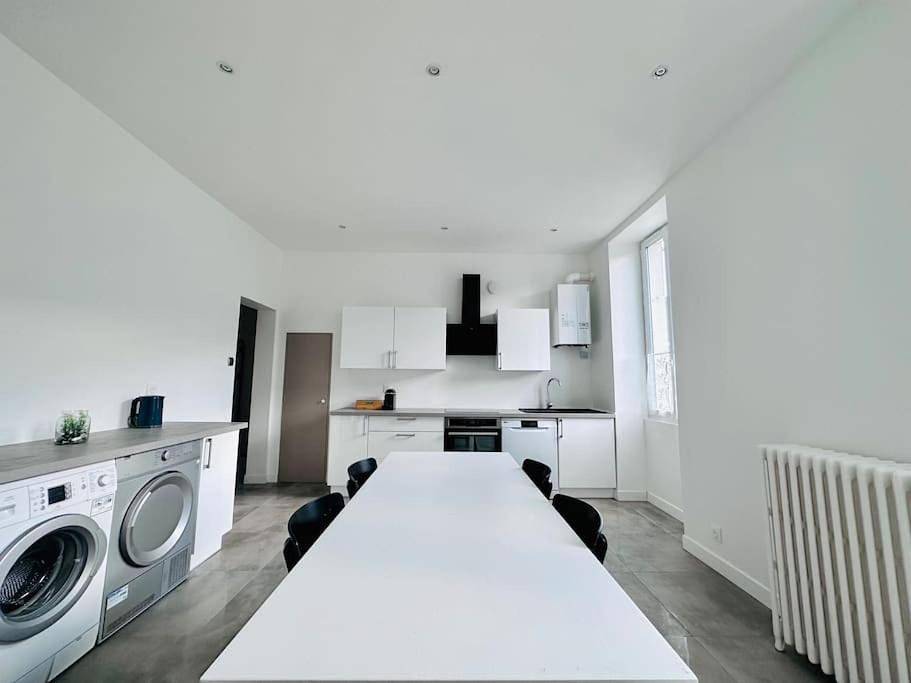 Appartement entier, Apartment with Garden View in Saint-Claude (Jura), Parc naturel régional du Haut-Jura