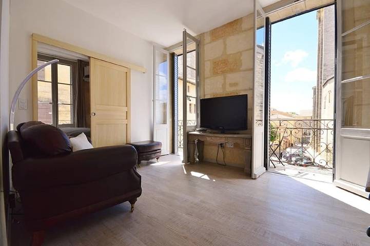Gîte pour 2 personnes, avec Balcon dans Office De Tourisme D Uzes