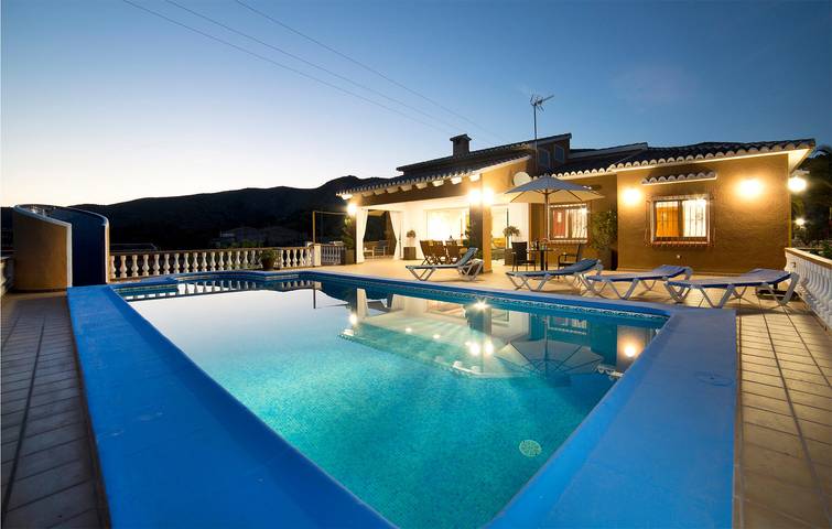 Apartamento Español: Aire Acondicionado, Piscina y Parking in Teulada, Costa Blanca