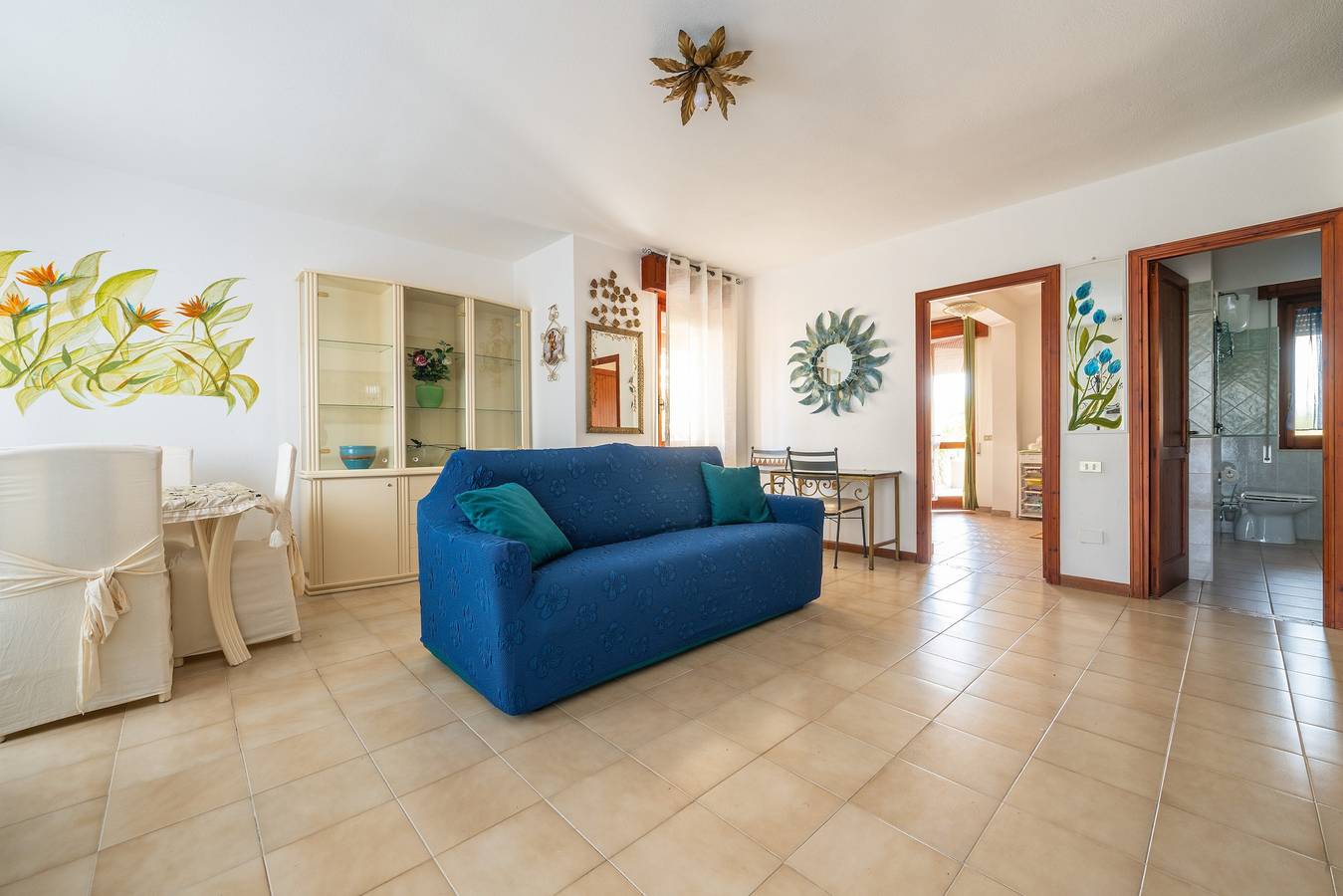 Holiday Home 'Villa Antoinette' with Private Terrace, Wi-Fi and Air Conditioning in Capitana, Cagliari Province