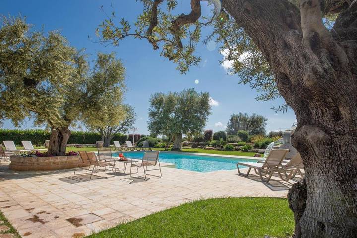 BnB für 3 Personen, mit Pool und Garten sowie Ausblick, mit Haustier in Monopoli