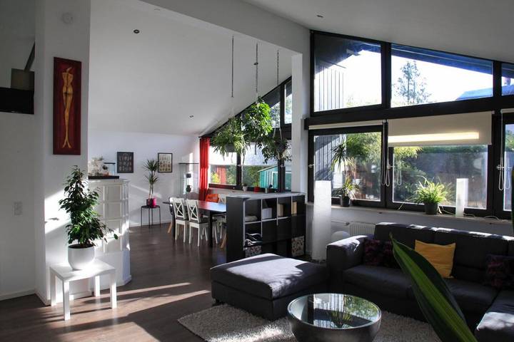 Ferienwohnung für 8 Personen, mit Terrasse und Garten in Gauting