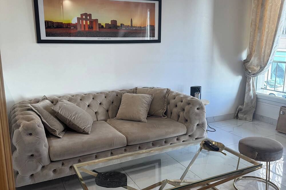 Ganze Wohnung, Prestige Suite with private Jacuzzi & Sauna in Saint-Martin-du-Littoral, Le Havre und Umgebung