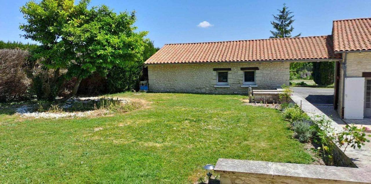 Villa Giraudeaux in Sossais, Vienne (France)