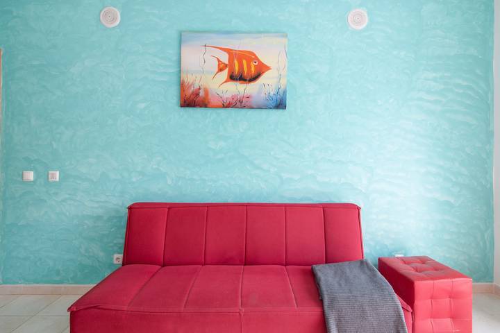 Gîte pour 5 personnes, avec Balcon ainsi que Jardin et Bassin pour enfant dans Roja Pe - 4