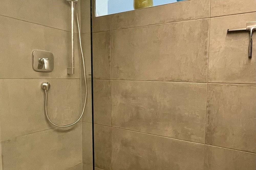 Ganze Wohnung, Tolle Ferienwohnung \"Le Gira\" in Konstanz am Bodensee in Konstanz, Landkreis Konstanz