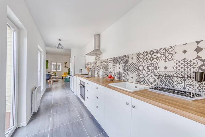 Location de vacances pour 12 personnes, avec jardin à Valenciennes - 3