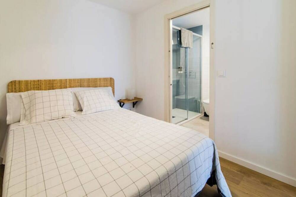 Apartamento entero, Luminous apartment in Montan (Montanejos) in Montán, Provincia de Castellón