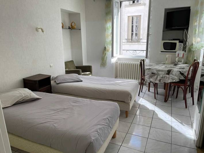 Studio pour 2 personnes, animaux acceptés