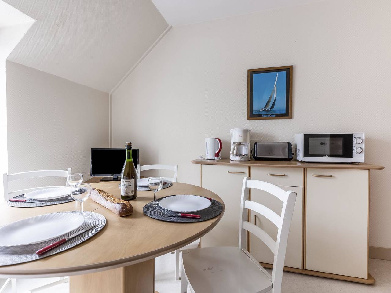 Entire apartment, Le Petit Robinson in La Richardais, Saint-Malo region