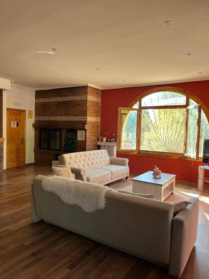 Casa rural para 4 personas, con Jacuzzi y Terraza además de Jardín y Piscina en Campo de Daroca - 3