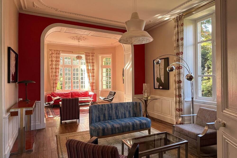 Ker Myramac - Demeure avec jacuzzi et sauna près des plages in Douarnenez, Région de Quimper