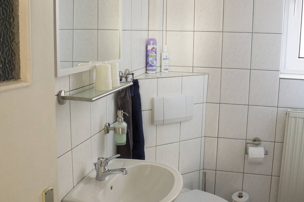 Ganze Wohnung, Ferienwohnung-Ohligs in Solingen, Bergisches Land