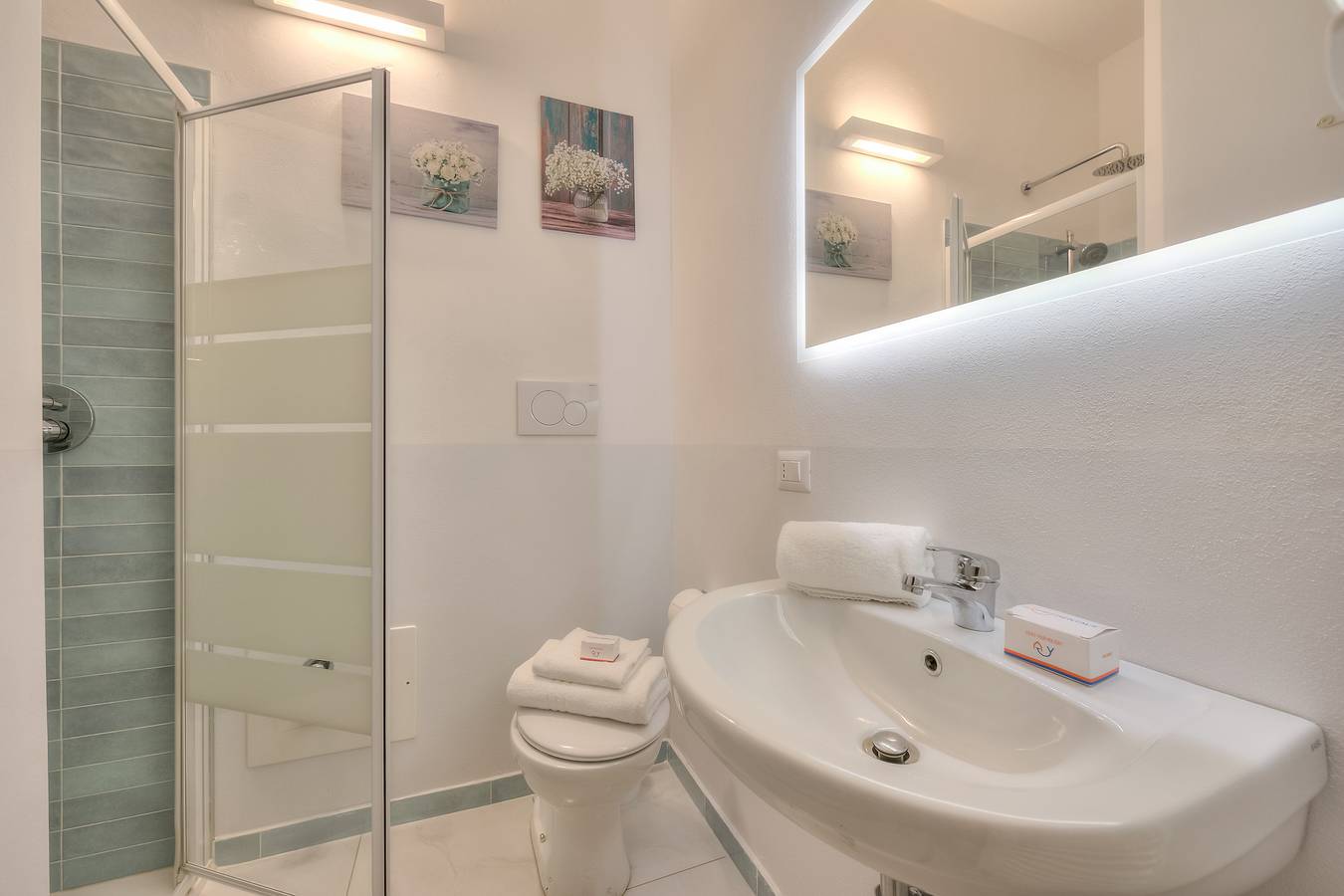 Appartement entier, Casa Al Caprifoglio 600m From Beach in Ispra, Comune di Ispra