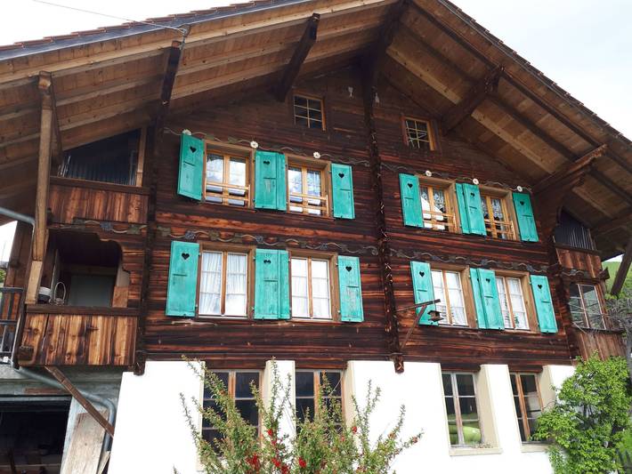 Ferienwohnung für 5 Personen, mit Terrasse und Garten sowie Ausblick in Habkern