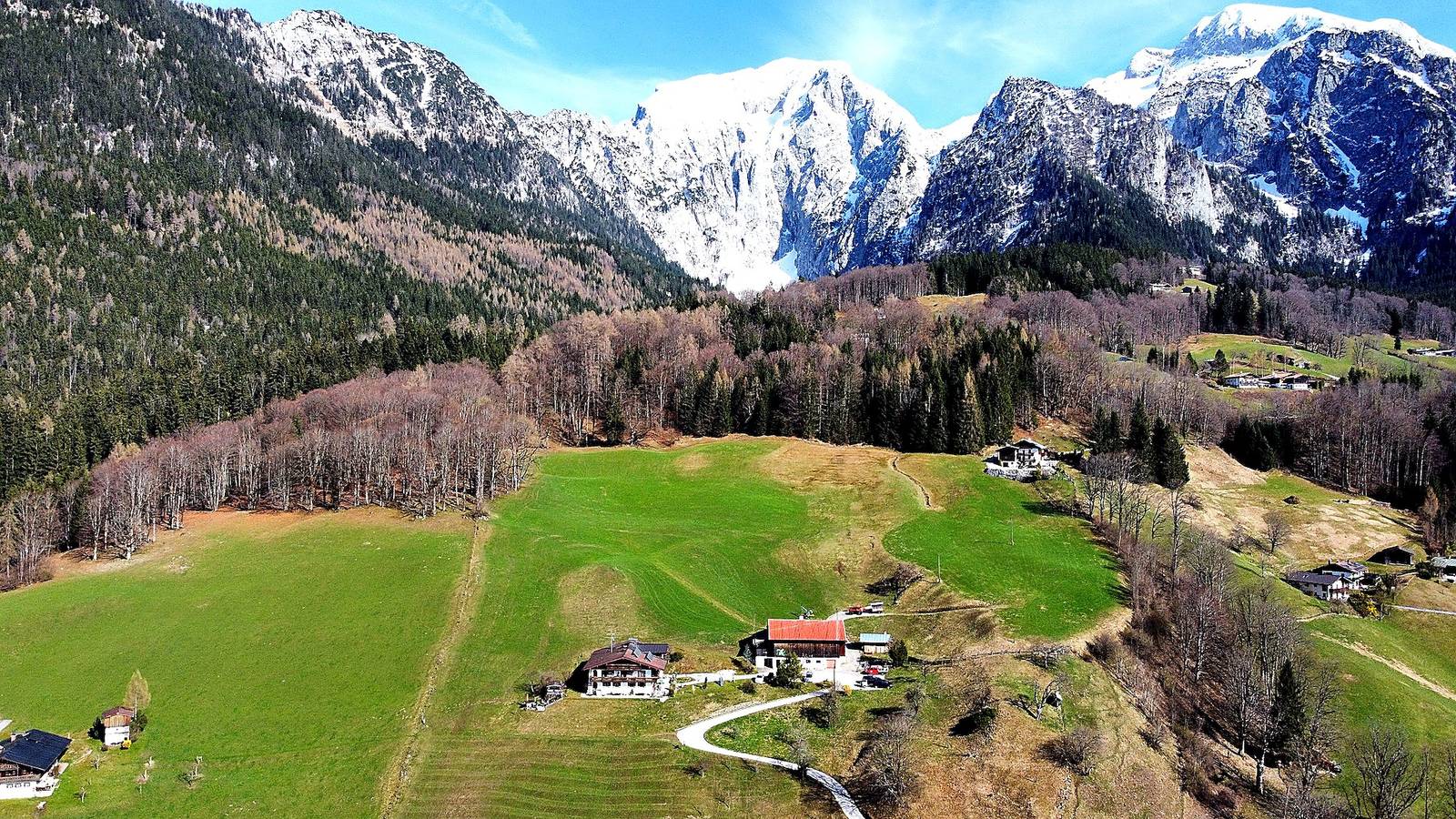 Ganze Ferienwohnung, Urlaubshof Kranvogllehen - Ferienwohnung Watzmann mit separaten Schlafzimmer, Wohnküche, Bad mit Dusche/Wc und Balkon in Göllstock, Schönau am Königssee