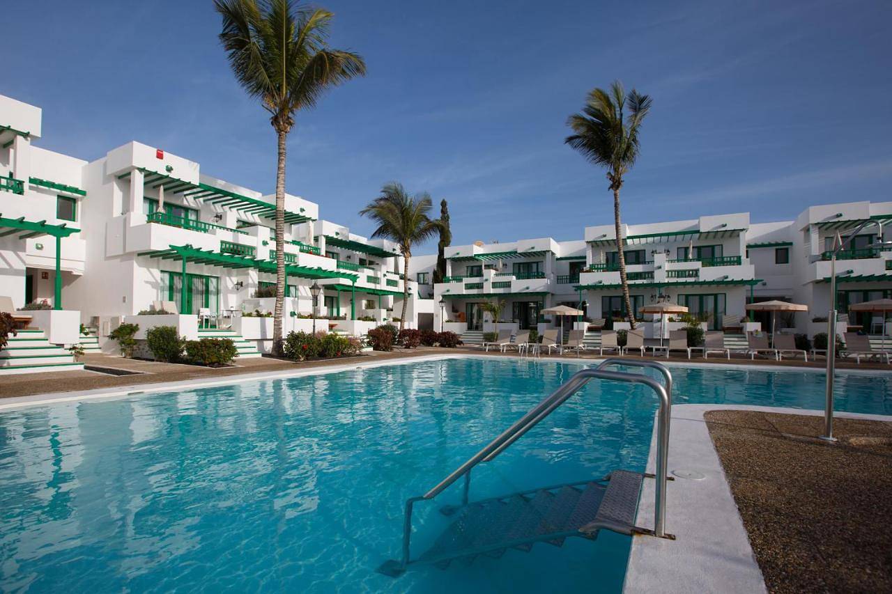 Nazaret Apartments in Playa Bastián, Teguise