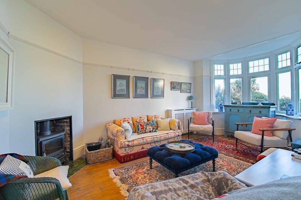 Westgate | Spectacular Sea Views | Log Burner | Sandy Beach 2 mins walk in Westgate-on-Sea, Kent