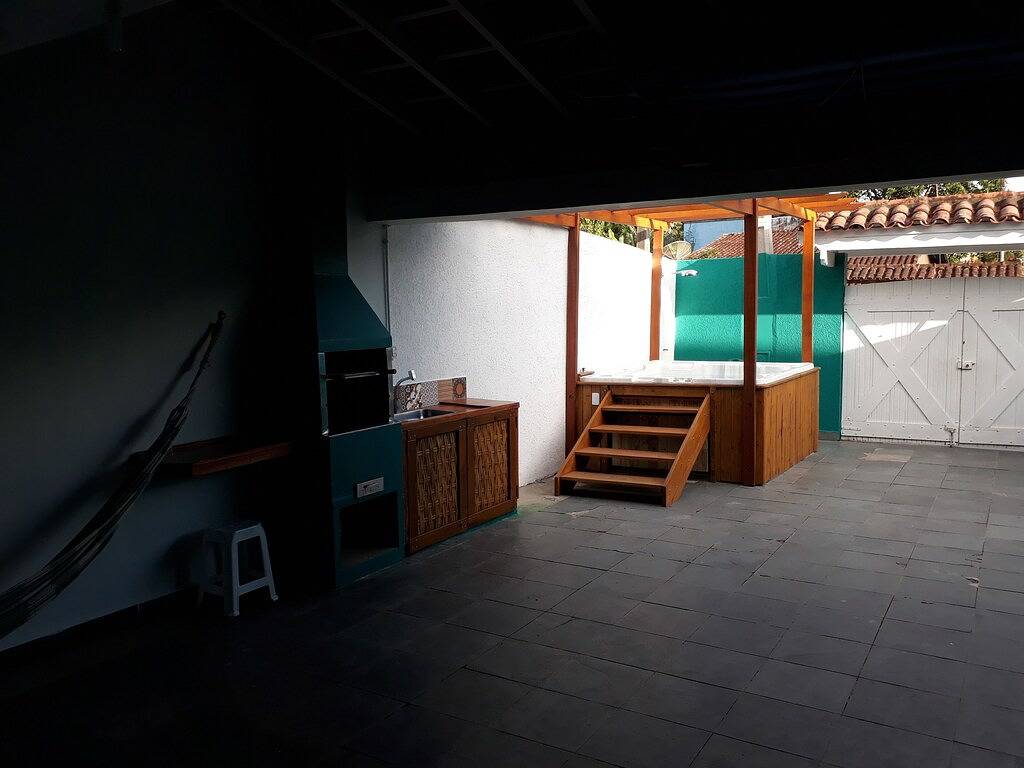 Das Haus liegt in der Nähe von Supermarkt, Restaurants, Krankenhaus in Ilhabela