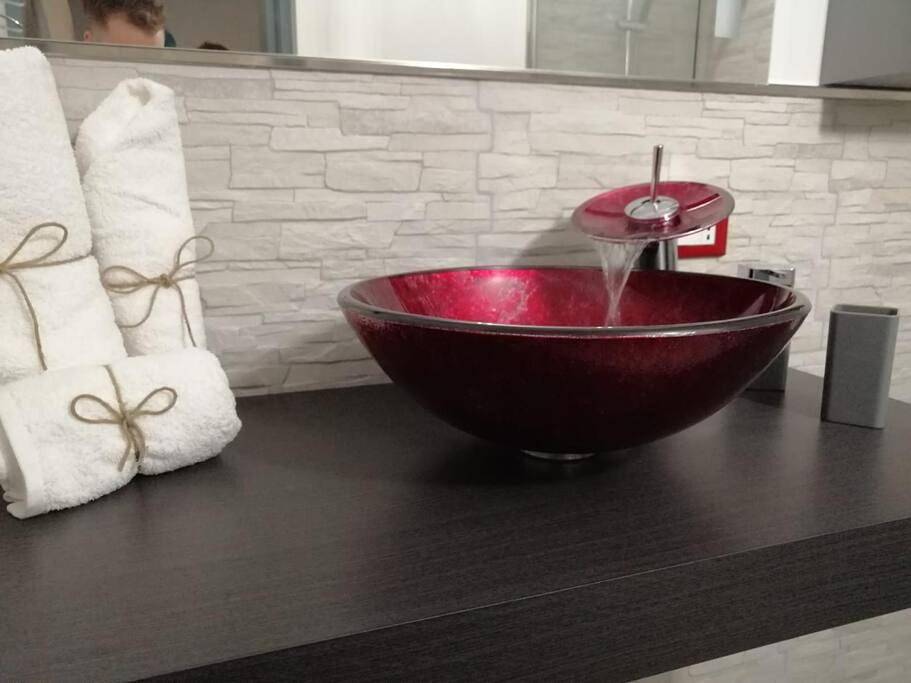 Appartamento intero, Loft 2 in Mondello beach Mt. 200 from sea. in Mondello, Palermo