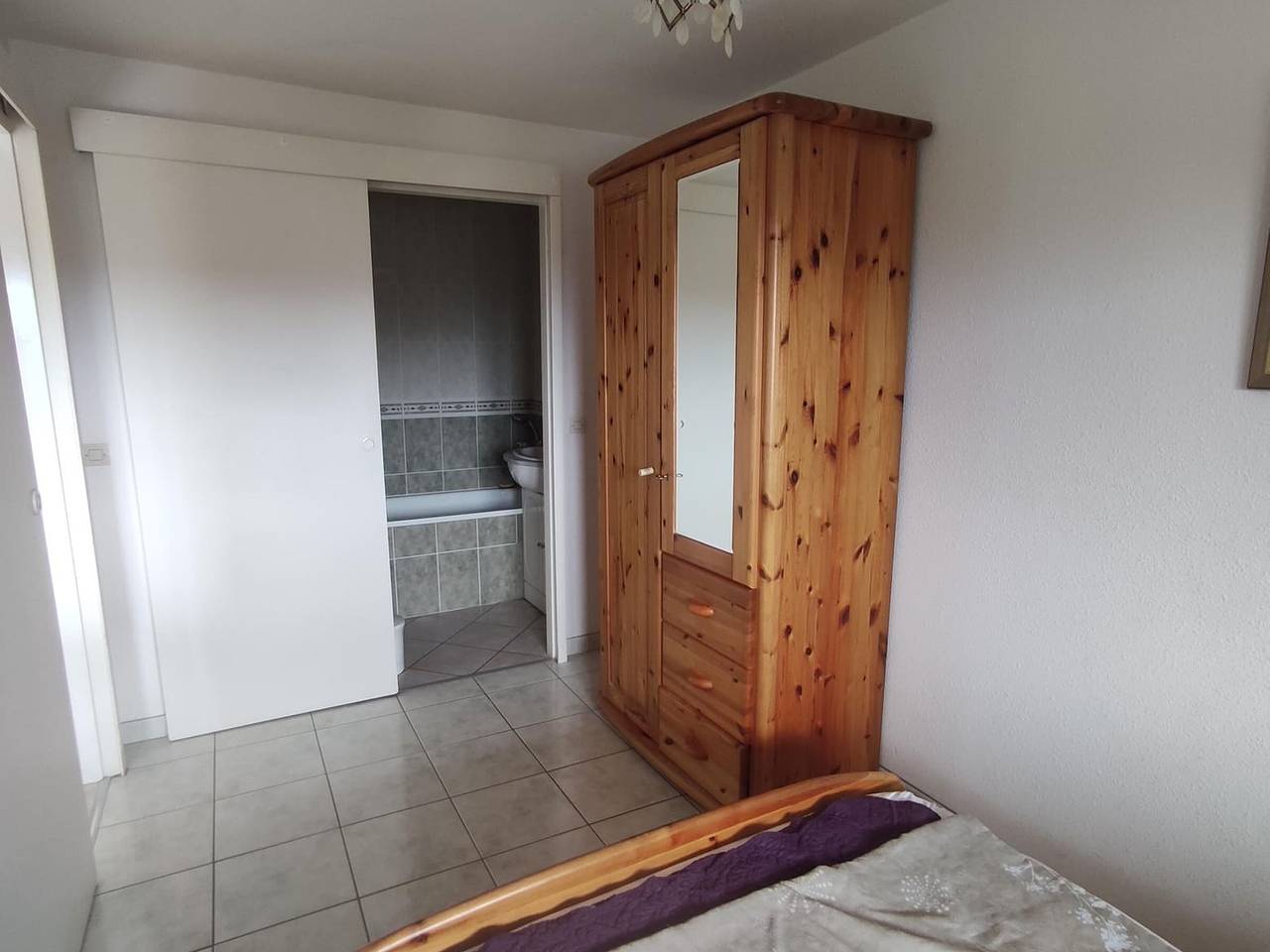 Ganze Wohnung, Charmante 2-Zimmer-Wohnung mit Loggia und Parkplatz nahe dem Strand in Villers-sur-Mer, Lisieux und Umgebung