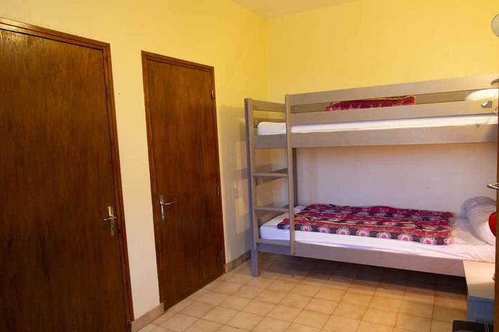 Gîte pour 6 personnes, avec jardin et piscine à Naussannes - 4