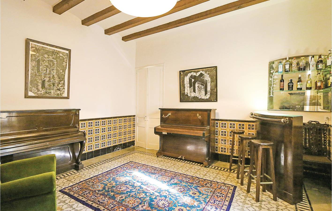Spacious Pool Apartment with WiFi in Vilanova del Vallès, Barcelona Province