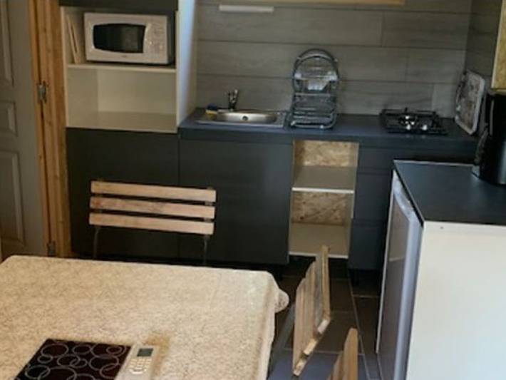 Gîte pour 5 personnes, avec terrasse et piscine à Les Mages - 3