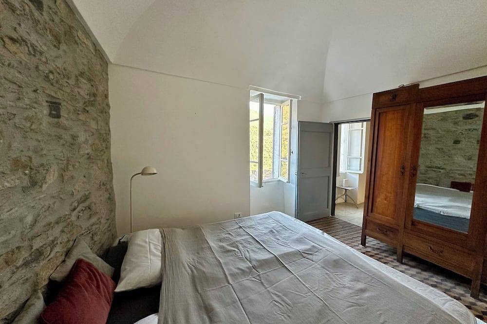 Ganze Wohnung, Schöne Ferienwohnung mit Terrasse und Garten - La Dolce Vita - in Pianavia, Vasia