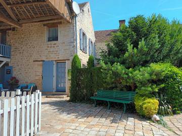 Gîte pour 7 personnes, avec terrasse, animaux acceptés à Noisy-sur-École