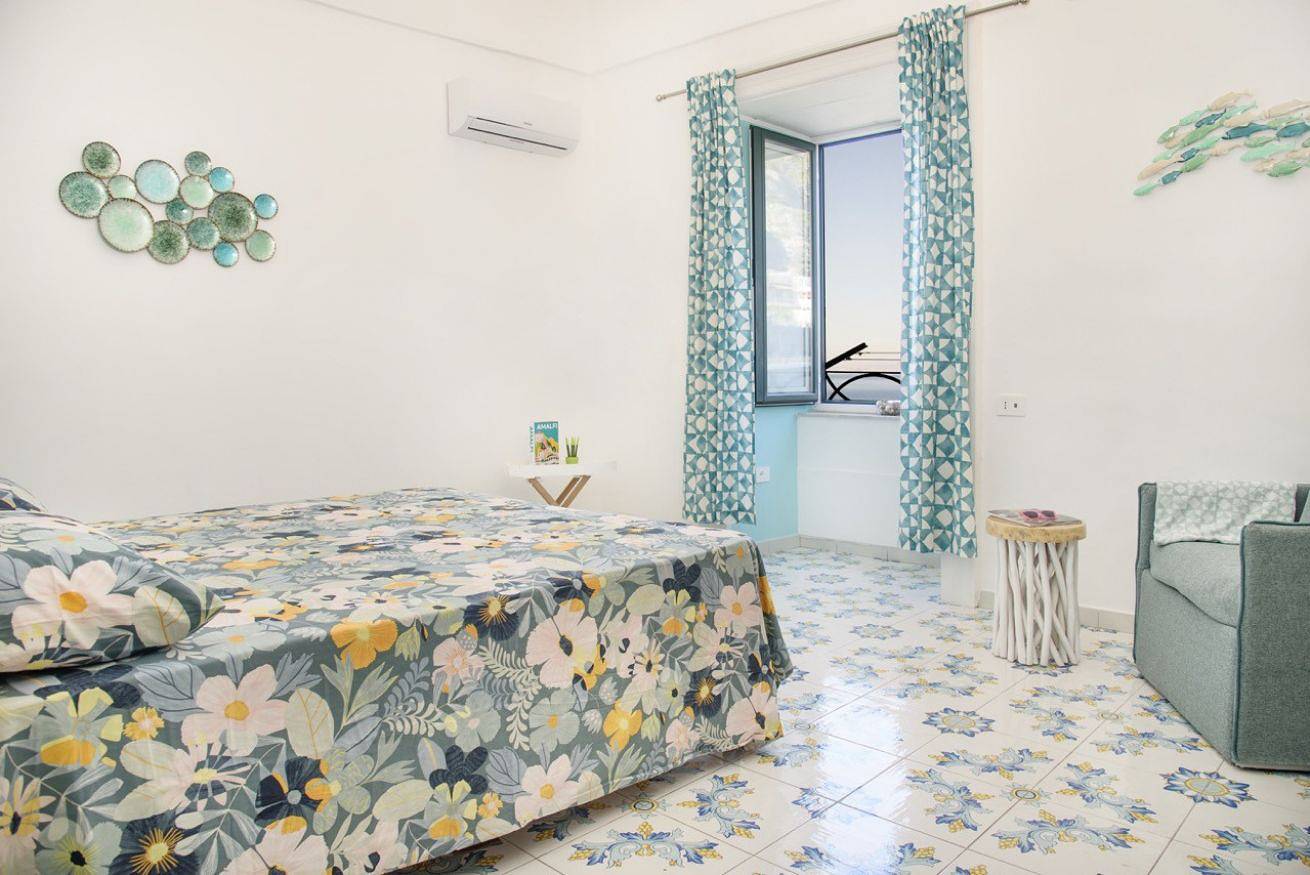 Entire apartment, Holiday apartment for 2 people with ocean view in Meta, Sorrentine Peninsula