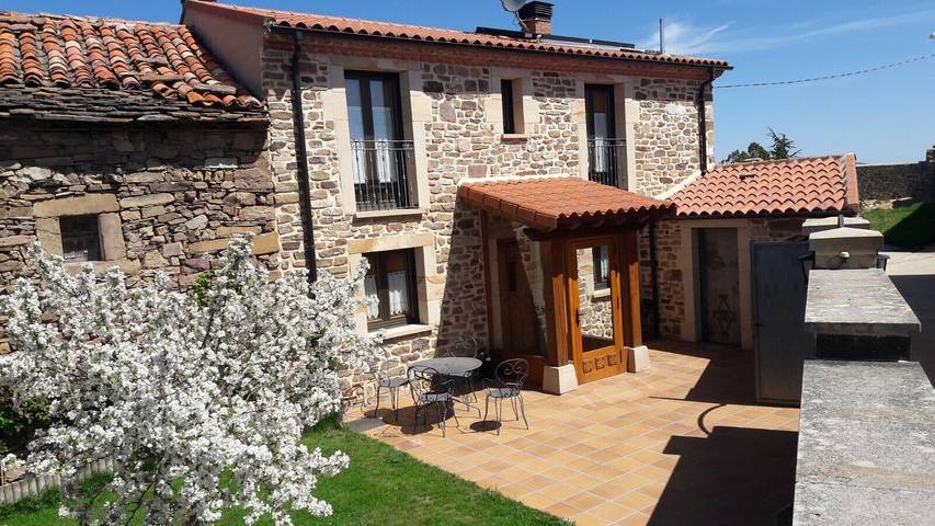 Chalet para 10 personas, con Balcón y Jardín