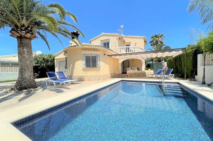 Chalet para 6 personas, con jardín además de piscina y terraza, Se admiten mascotas - 1