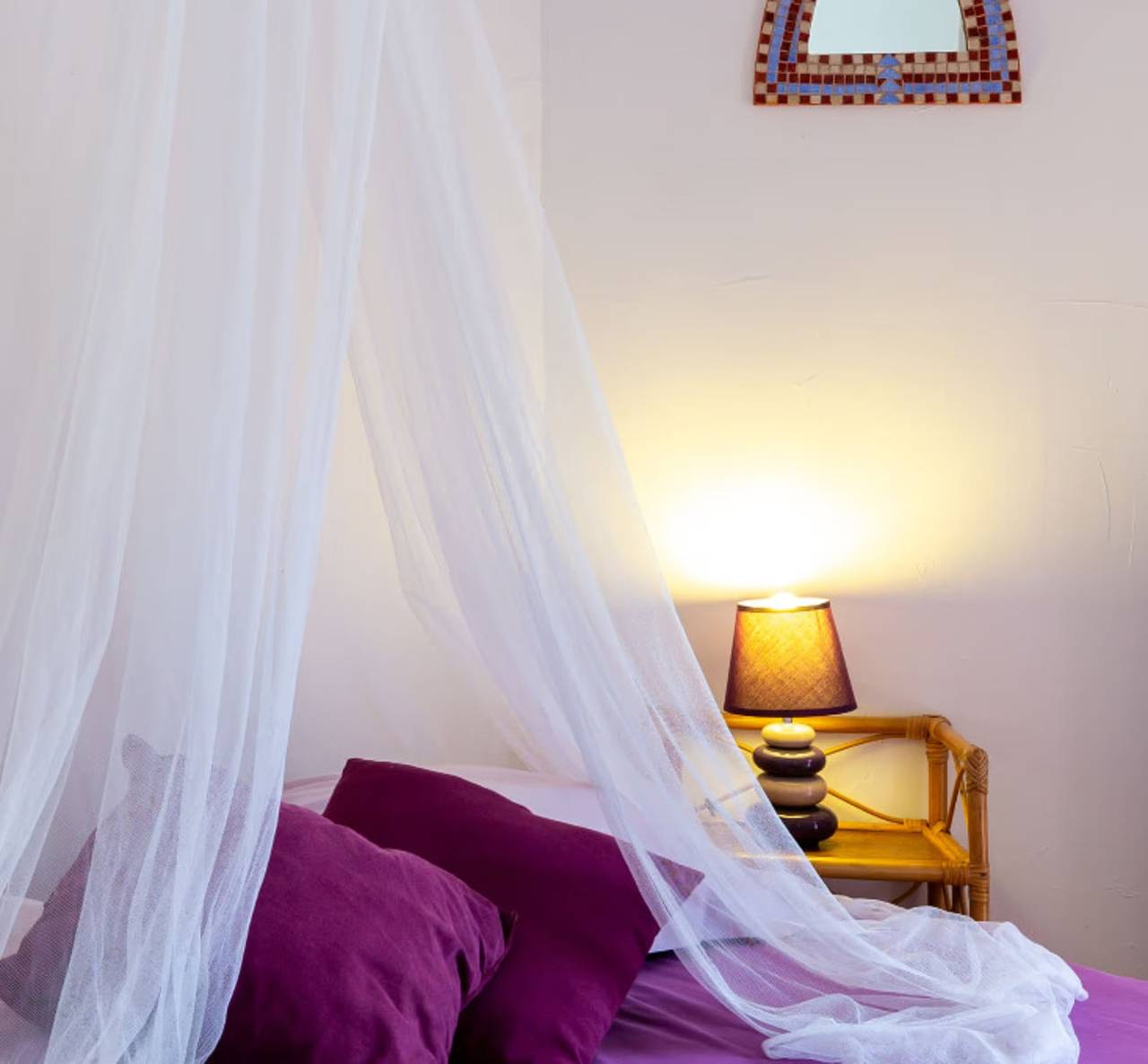 Alojamiento y desayuno 'Ancolie' con terraza privada, jardín compartido y Wi-Fi in L'Épine (Provence-Alpes-Côte d'Azur), Gap region